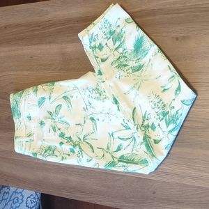 Lucky Lolita tropical capris